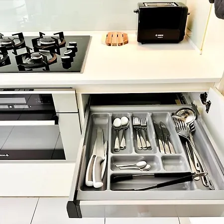 Marina Expo アパート